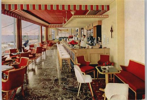 6900 Lugano Calprino - Eden Bar AKU1