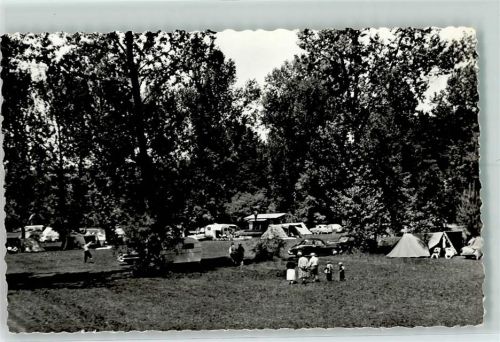 1585 Salavaux - Campingplatz