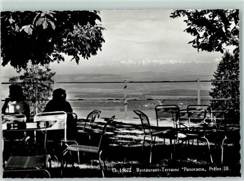 2515 Prêles Gebrauchsspuren Gasthaus Terrasse Panorama