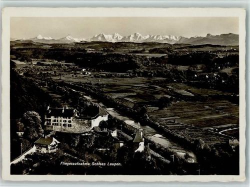 3177 Laupen BE - Luftaufnahme Schloss