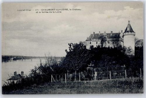 2067 Chaumont - Schloss