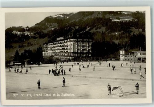 Villars VD - Eisbahn Hotel Villars Palace
