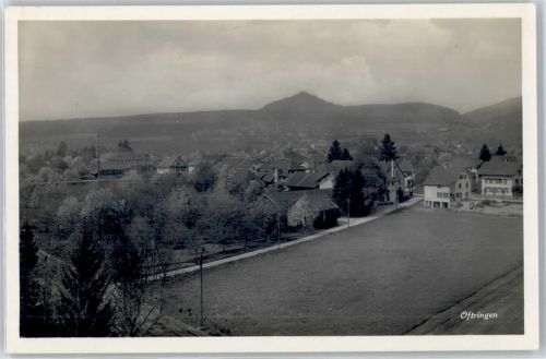 4665 Oftringen - Kirche, Ortsansicht