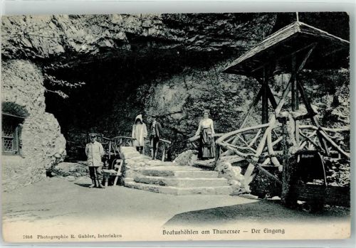 3800 Sundlauenen - Beatushöhlen Eingang