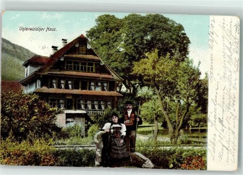 1902 - Unterwaldner Haus Trachtenpaar