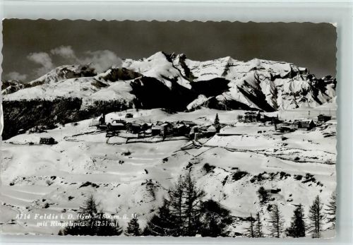 7404 Feldis/Veulden - Gesamtansicht mit Ringelspitze Winteraufnahme