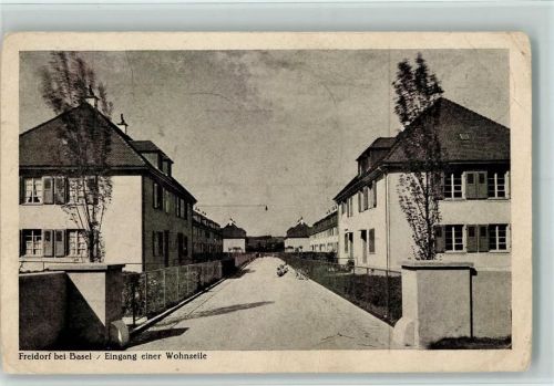 4132 Freidorf BL Muttenz 1928 Gebrauchsspuren Eingang zur Wohnzeile AK 2 Eckknicke