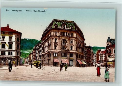3989 Biel VS - Centralplatz mit Strassenbahn, gute Erhaltung AK.