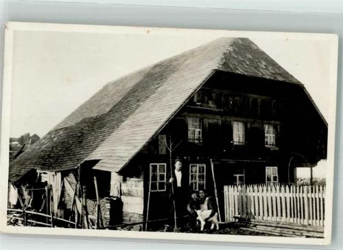 3132 Riggisberg Foto AK Ort handschriftlich Bauernhaus Ziege