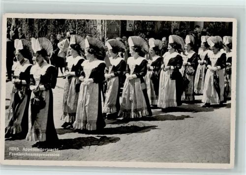 9050 Appenzell - Appenzellertracht Fronleichnamsprozesion