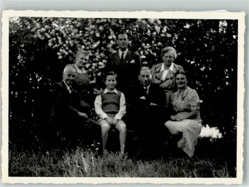 9545 Wängi 1950 Privatfoto KEINE AK Familienfoto Geburtstag Meyer Ort handschriftlich