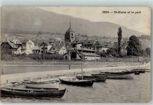 2072 St-Blaise Gebrauchsspuren Hafen Boote