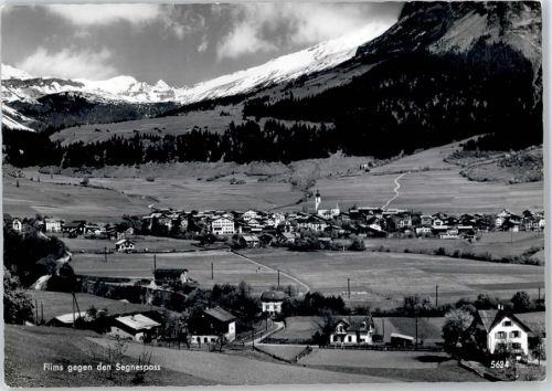 7017 Flims Dorf - Gesamtansicht, Segnespass