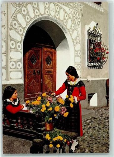 Engadinerinnen in Festtagstracht