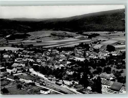 1145 Bière - Teilansicht mit Bahnhof, gute Erhaltung AK