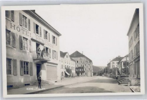 2105 Travers - Hotel Henchoz