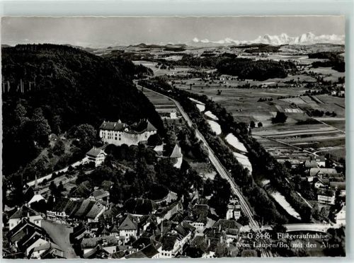 3177 Laupen BE - Fliegeraufnahme mit den Alpen