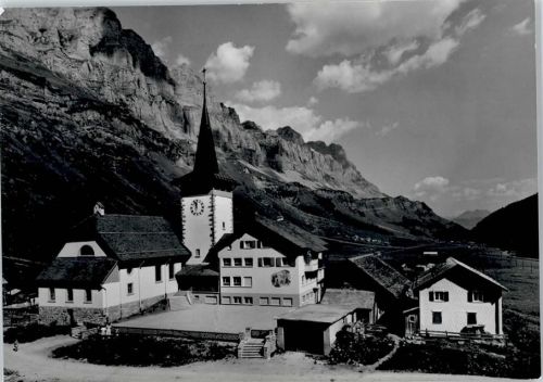 8751 Urnerboden - Kirche, Schulhaus