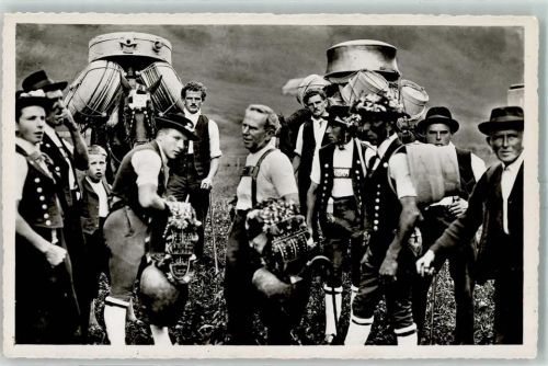 Sennen mit Kuhglocken