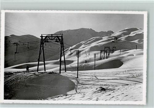 Strelapass - Skilift Schatzalp-Strelapass mit Blick auf Strelahorn Winteraufnahme