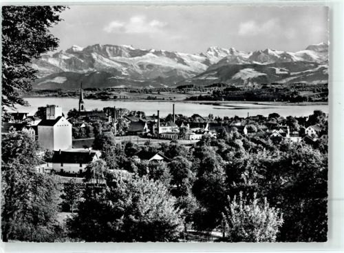 8330 Pfäffikon ZH Foto AK