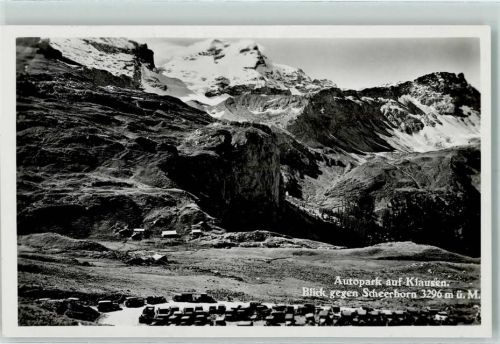 Klausen - Autopark auf Klausen