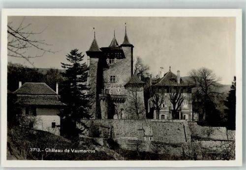 2028 Vaumarcus - Château