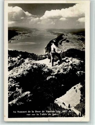 Dent de Vaulion - Au Sommet de la Dent de Vaulion vue sur la Vallée de Joux