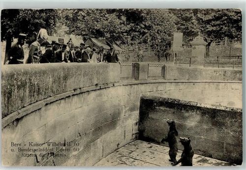 3000 Bern Berne - Kaiser Wilhelm II. und Bundespräsident Forrer füttern Manni Bären
