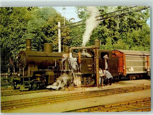 8280 Kreuzlingen 1963 - Die 1962 vom SBB Depot Rorschach auf die MThB übersiedelte Eb 3/5 5829 SLM 1916 beim Wasserfassen vordem Abendgüterzug 718 nach Weinfelden im Bahnhof