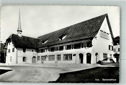 3232 Ins Anet 1956 Foto AK Rathaus Gemeindehaus