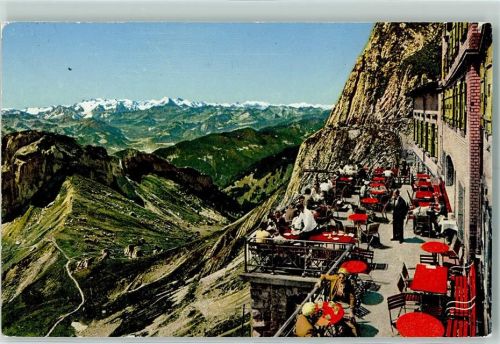 Pilatus Kulm - Hotel Pilatus-Kulm Hotelterrasse mit Berneralpen