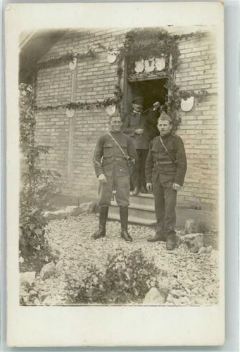 4125 Riehen 1920 Privatfoto AK Zwei Schweizer Soldaten Ort lt. Fotograf