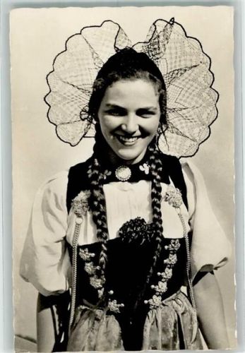 3000 Bern Berne - Berner Oberländerin