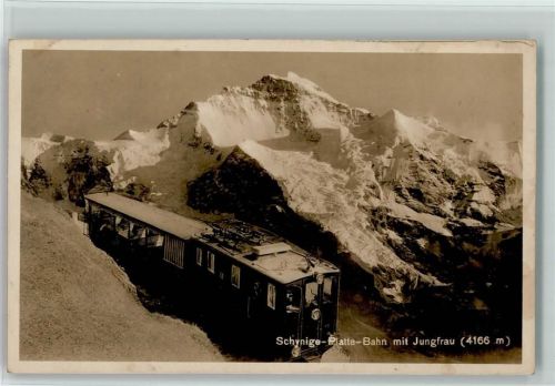 Schynige-Platte-Bahn - Schynige-Platte-Bahn mit Jungfrau