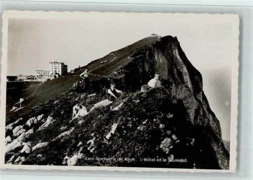 Rochers de Naye - L'Hôtel et le Sommet Bergwanderer