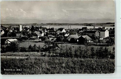 8330 Pfäffikon ZH Foto AK