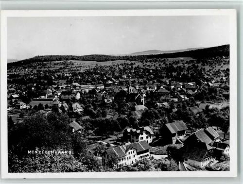 5737 Menziken - Vue generale, gute Erhaltung AK