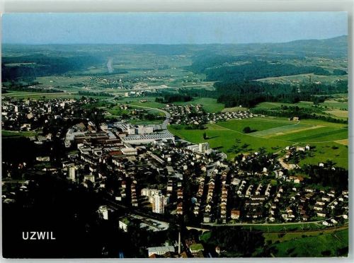 9240 Uzwil - Flugaufnahme Uzwil mit Niederuzwil und Oberbüren