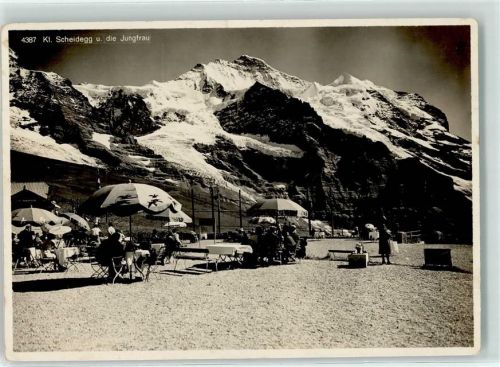 3823 Kleine Scheidegg - Terrasse Jungfrau