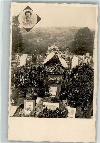 9472 Grabs Foto AK Friedhof Ort lt. Fotograf Buchmann