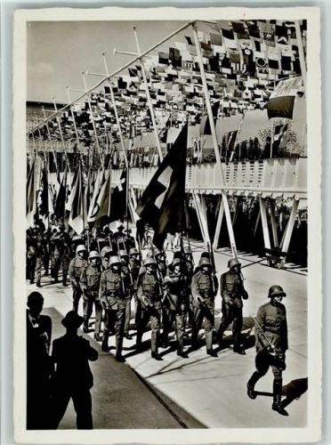 8000 Zürich 1939 - Schweizerische Landesausstellung Einzug in die LA Soldaten Fahnen