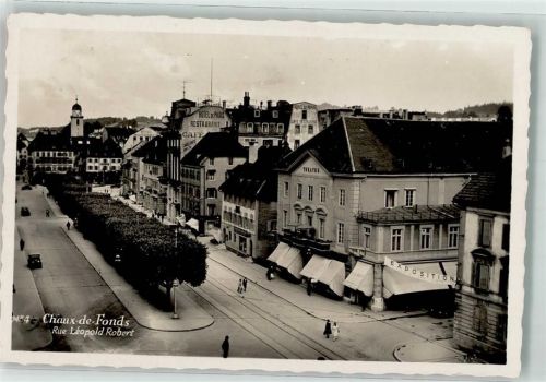 2300 La Chaux-de-Fonds Foto AK Rue Leopold Robert