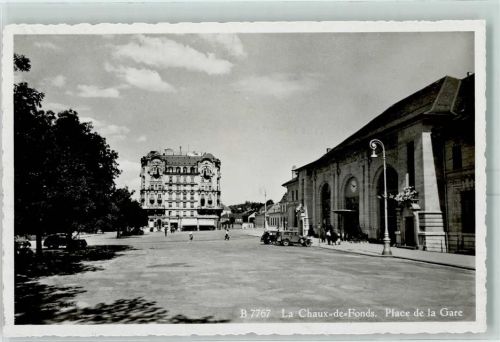 2300 La Chaux-de-Fonds - Place de la Gare