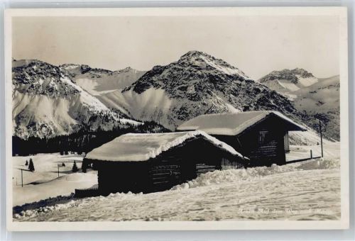 7050 Arosa - Haus im Winter