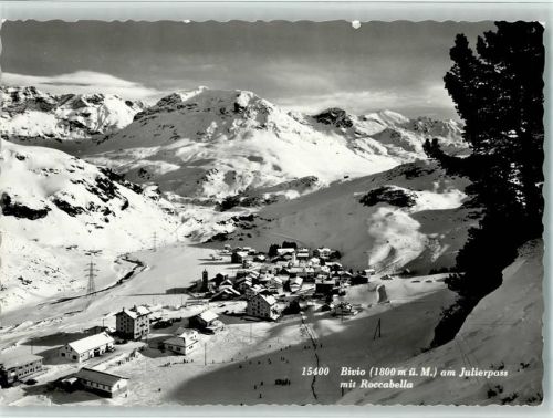 7457 Bivio - Bivio Gesamtansicht am Julierpass mit Roccabella Winteraufnahme
