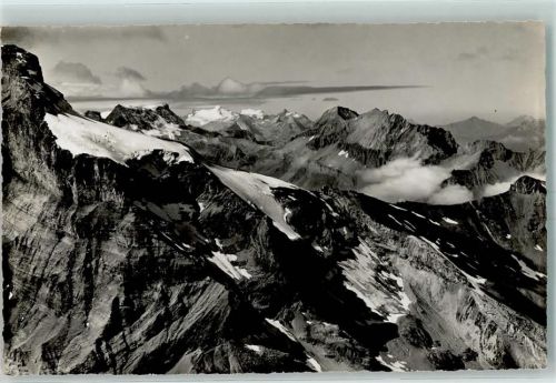 Hohtürli - Blick auf das Hohtürli Kientalseite Wilde Frau Wildstrubel Wildhorn Lohner