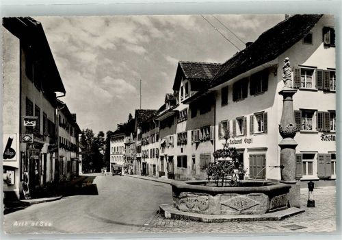 6415 Arth Foto AK LKW Gasthaus Engel Denkmal Brunnen