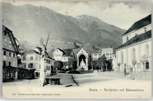 6370 Stans - Denkmal Dorfplatz