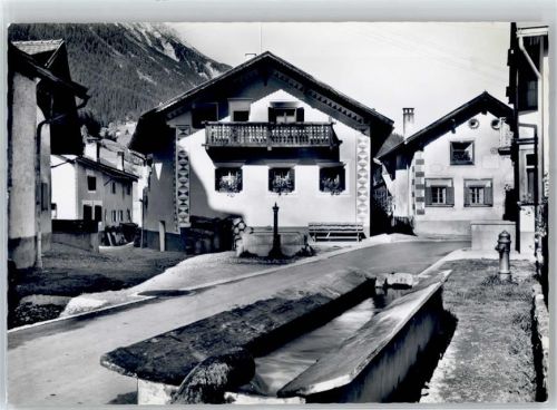 7482 Bergün Bravuogn - Dorfpartie Brunnen